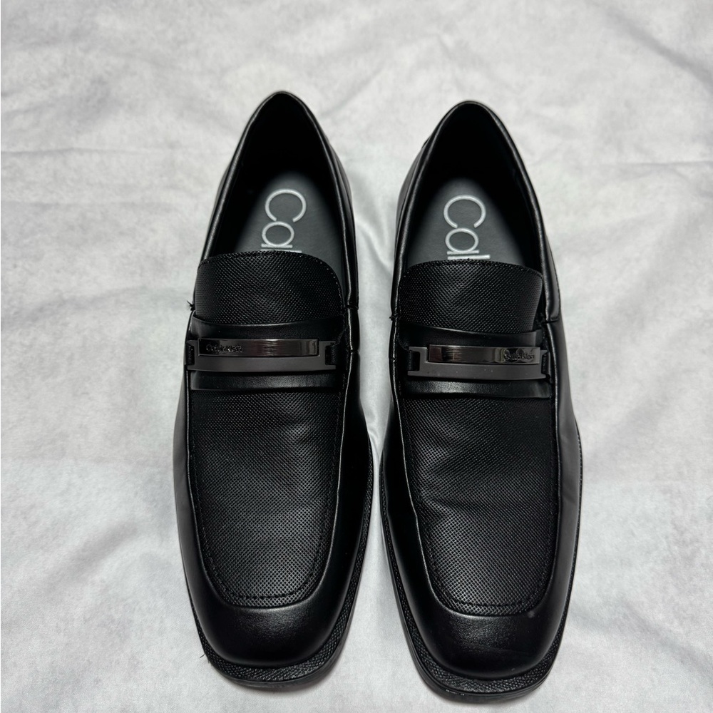 Calvin Klein Black Leather Loafers Sleek Formal Design